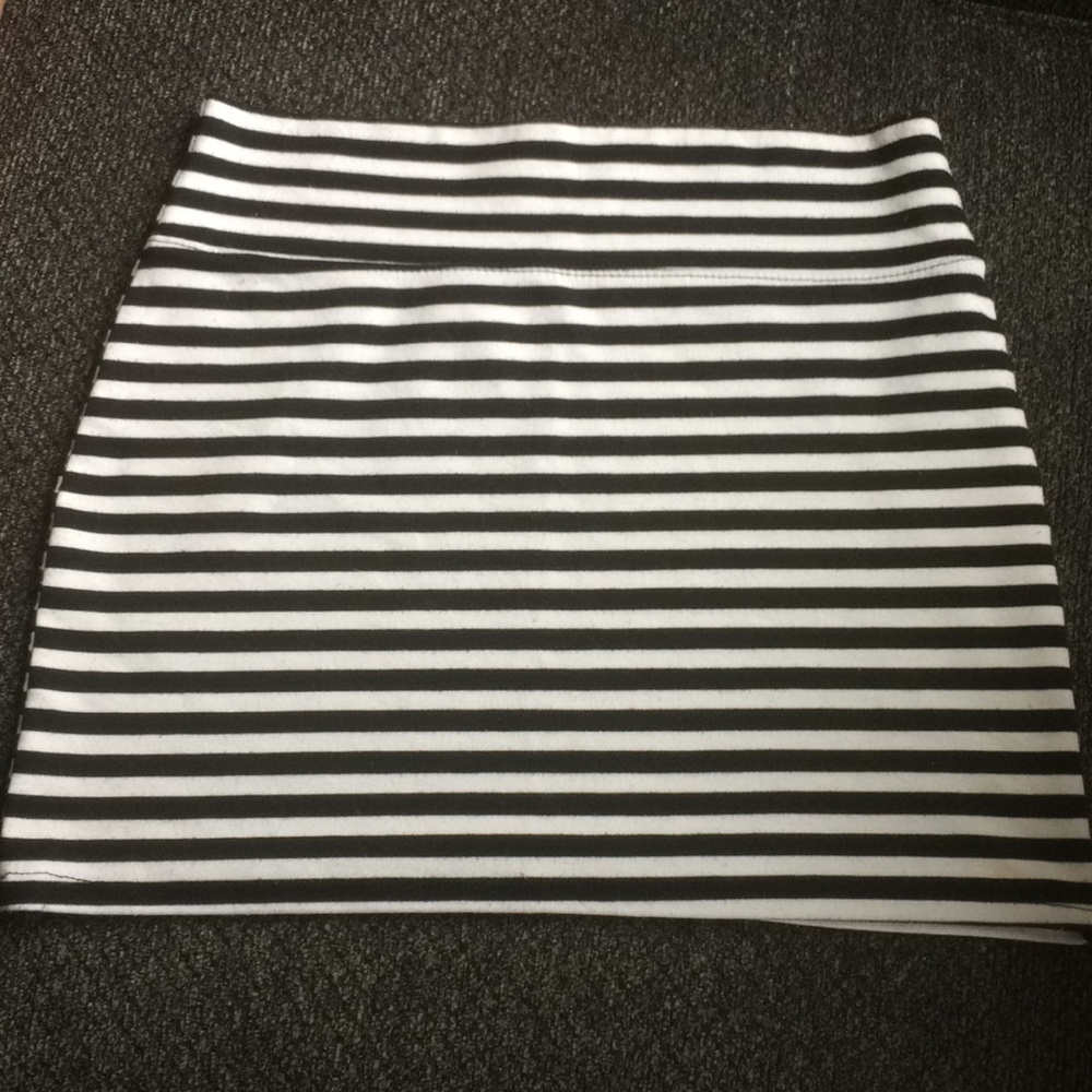 Cotton mini skirt